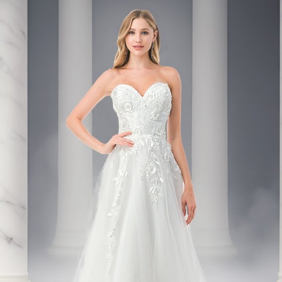 NEW SLEEVELESS A-LINE WEDDING DRESS EMBROIDERED WITH FLORAL APPLIQUE AS L2783A